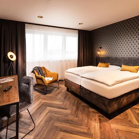 Zeit Und Raum - Self Check-in Apart-hotel Eggelsberg